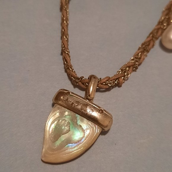KENDRA SCOTT 14k Gold-Plated Carved Abalone Shark Tooth Cord-Wrapped Necklace - Picture 3 of 3
